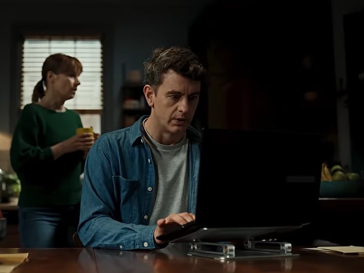 The Christmasy-ness of the advert stretches to basically window dressing, being instead focused on the consumer side of the holiday. Christmas rating: 1 Jingle Bell.