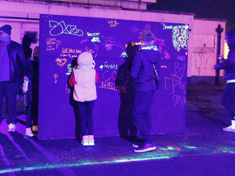 There was also the opportunity to sign on the fluorescent board at Hilsea Lido. Picture: Marcin Jedrysiak