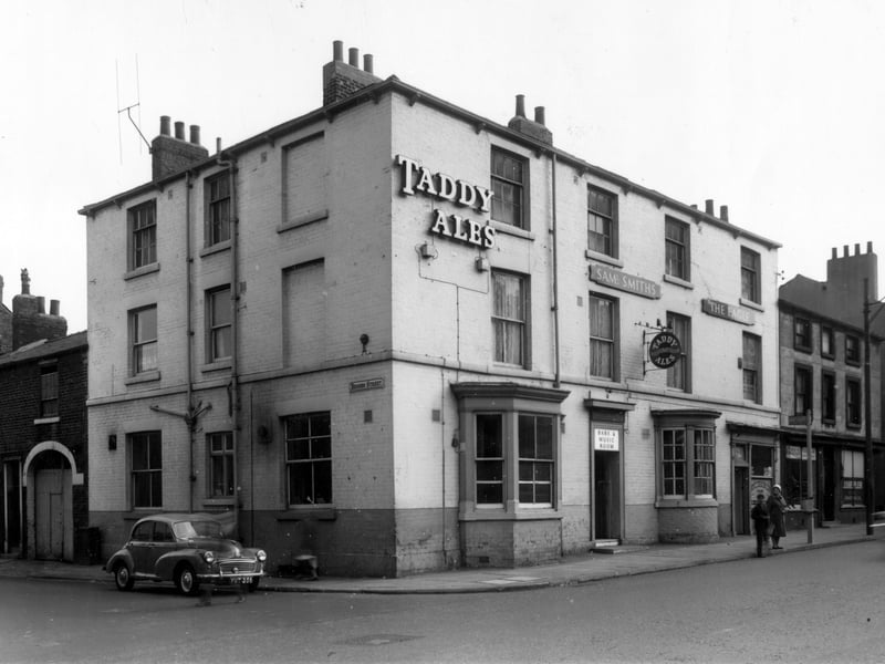 The Eagle Tavern oin North Street pictured in October 1962. James Bussey, a stonemason made his name here in 1826, it was a private house. His son, Robert, turned it into an ale house when he obtained a license in 1832. It was called the Builder's Inn, then the Ordnance Arms (it was near a barracks), then the Golden Eagle.