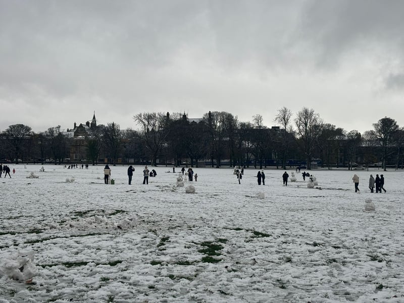 Bang in the middle of Edinburgh, the Meadows is a great spot for winter walkers looking for a flat stroll with no hills in sight. Due to its central location, there are plenty of cafes, pubs or even attractions to warm you up after a nice little stroll with family or friends, offering a peaceful day out with some breathtaking views of some of Edinburgh's most famous landmarks.