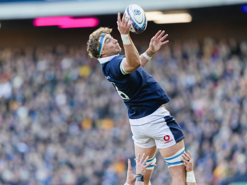 Looked highly-charged early on and was one of the first to the breakdowns. Right at home again in the Scotland back row. 8