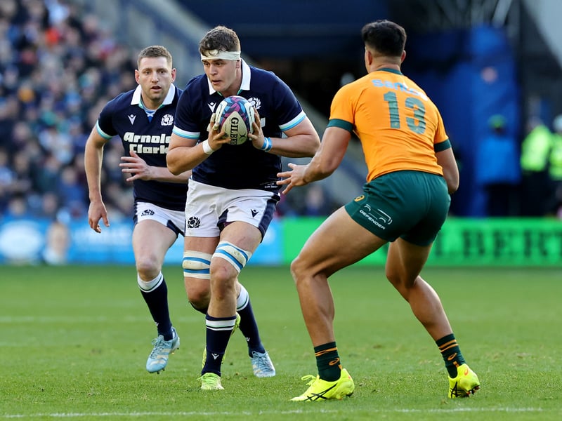 Played his part with some proper spadework in rucks and mauls. Not afraid to carry the ball when asked either. A pest to the Australian pack. 8