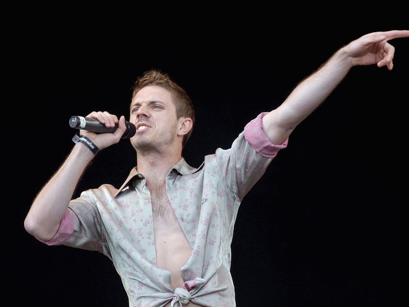Take your momma to the Leeds First Direct Arena on May 24 for a night of unforgettable pop hits and electrifying performances by Scissor Sisters. Get ready to dance your heart out with songs like “I Don't Feel Like Dancing” and more!