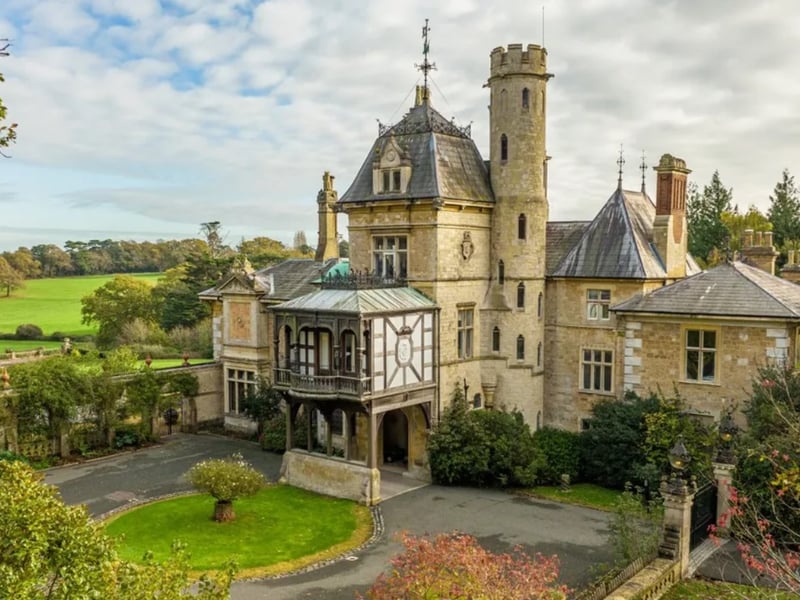 This home comes with nine bedrooms, six bathrooms and five reception rooms. 
