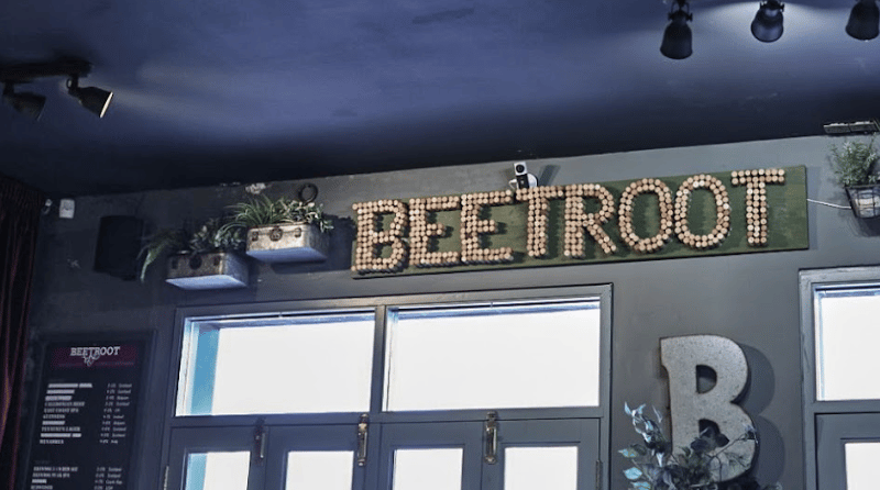 Beetroot Bar & Grill in Bonnyrigg has a 4.5* rating from 528 reviews. A TripAdvisor reviewer said: “We had a lovely lunch at Beetroot, the food was delicious and the staff were very polite, attentive and accommodating. I would highly recommend and look forward to returning in the near future.”