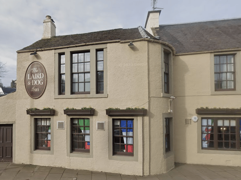 The Laird and Dog in Lasswade has a 4* rating from 442 reviews. A TripAdvisor reviewer said: “Loved it! Food was fantastic and the staff fabulous! Had the fish and chips. Dessert was apple crumble with ice cream and hot fudge cake with ice cream. To die for!”
