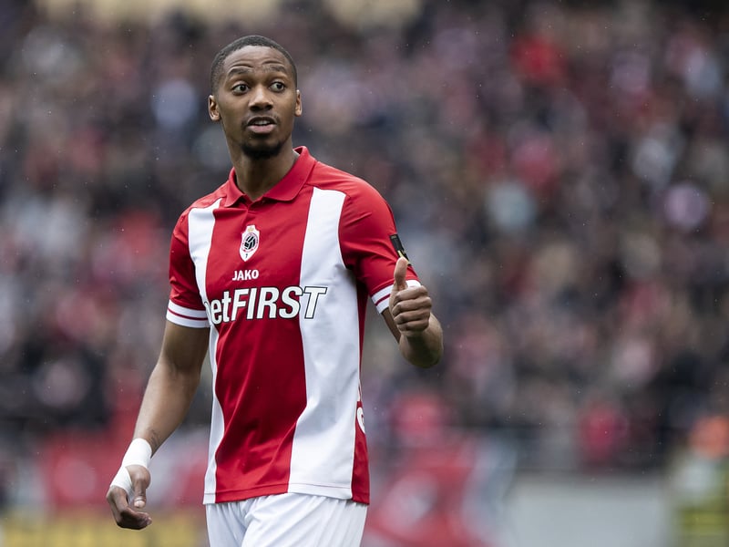 Royal Antwerp forward Michel-Ange Balikwisha has been linked with a move to Celtic in the past, but the club have reportedly renewed their interest in the 23-year-old Belgian in recent days after he made a successful return his from a troublesome injury. Still just 23-years-old, he would cost around £5million.