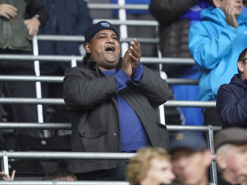 26 brilliant pictures of Portsmouth faithful in full voice for Swansea City away day from out photographer Jason Brown.
