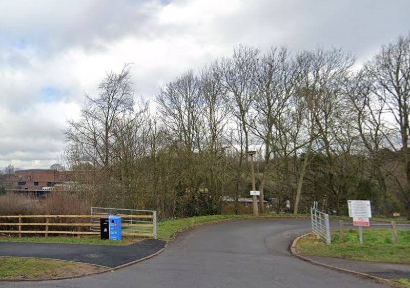 This is a secondary school and sixth form in Derby. It was formerly rated ‘good’ overall by Ofsted.
In the 2023/24 school year, it had an A Level point score of 37.58 - giving it an average grade of B-.