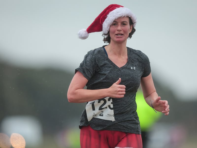Festive runners. Picture: Chris Moorhouse (011224-37)