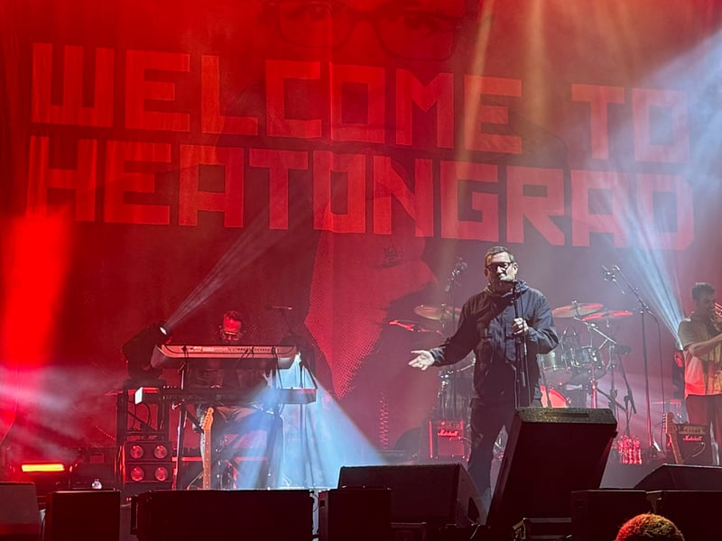 Heaton played songs from his entire back catalogue, including six Housemartins numbers dating back nearly 40 years.