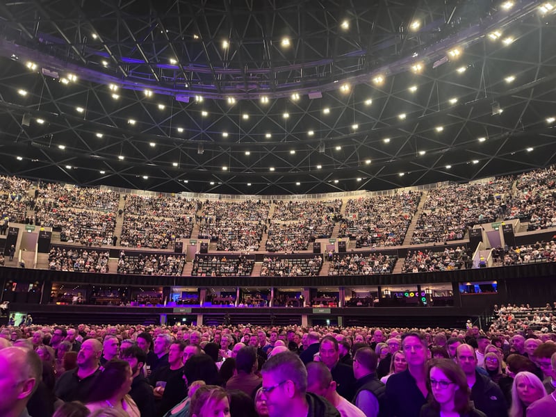The Hydro was sold out for the show.