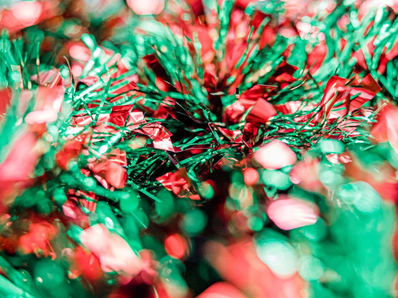 Tinsel was stuffed onto every tree back in the 80s and 90s - and now I can't stand the stuff. Beads and baubles are the way to go!