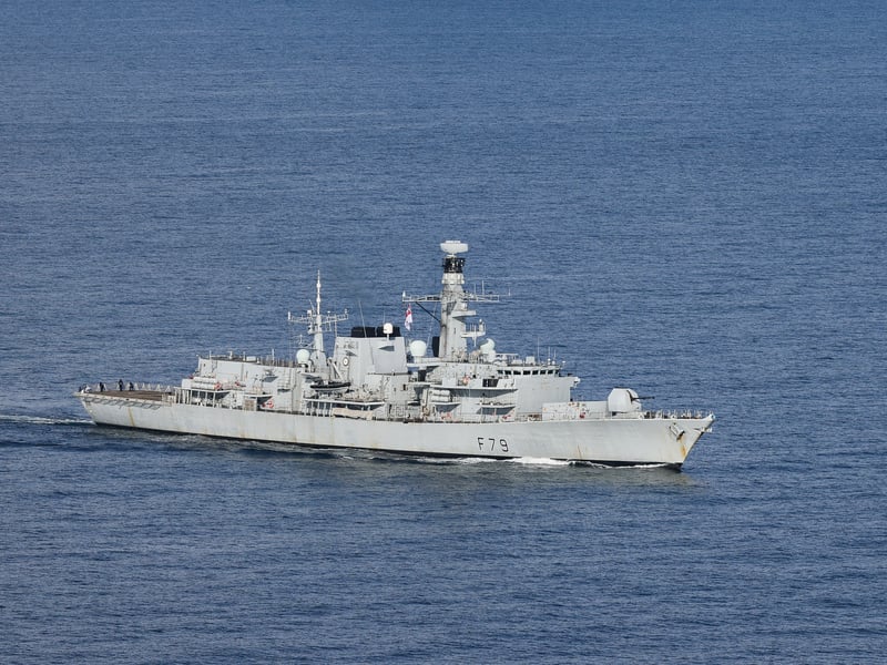 HMS Portland; r/up: HMS Richmond