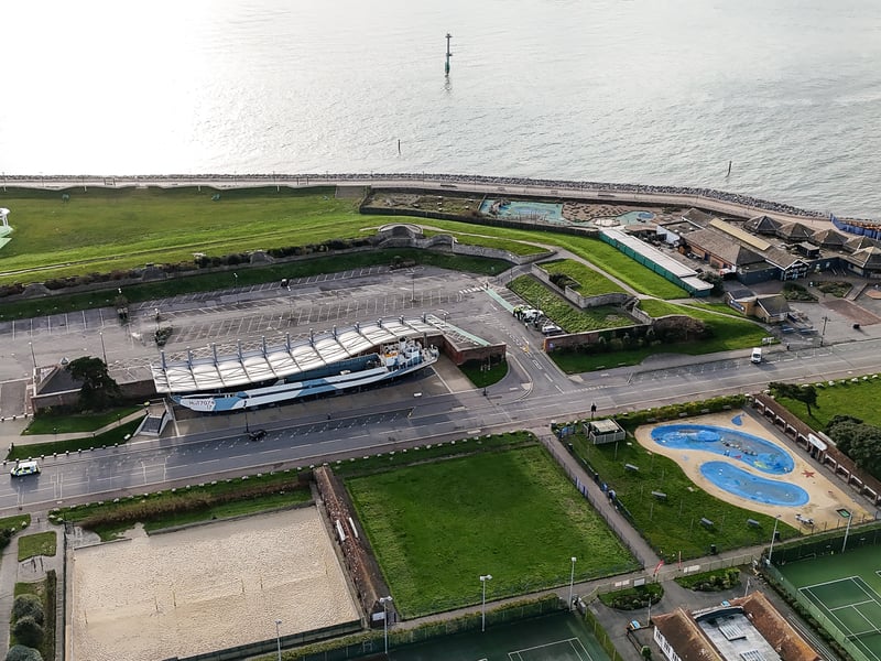 A piece of unexploded ordnance was found during excavation works on Southsea seafront this morning. 

Police have cordoned off the scene, including most of Southsea Common, the Blue Reef Aquarium, the D-Day Museum and nearby Clarence Pier. Police on the scene said a controlled explosion will be carried out later today thanks to their Explosive Ordnance Disposal team. 



© David Clarke/Solent News & Photo AgencyUK +44 (0) 2380 458800