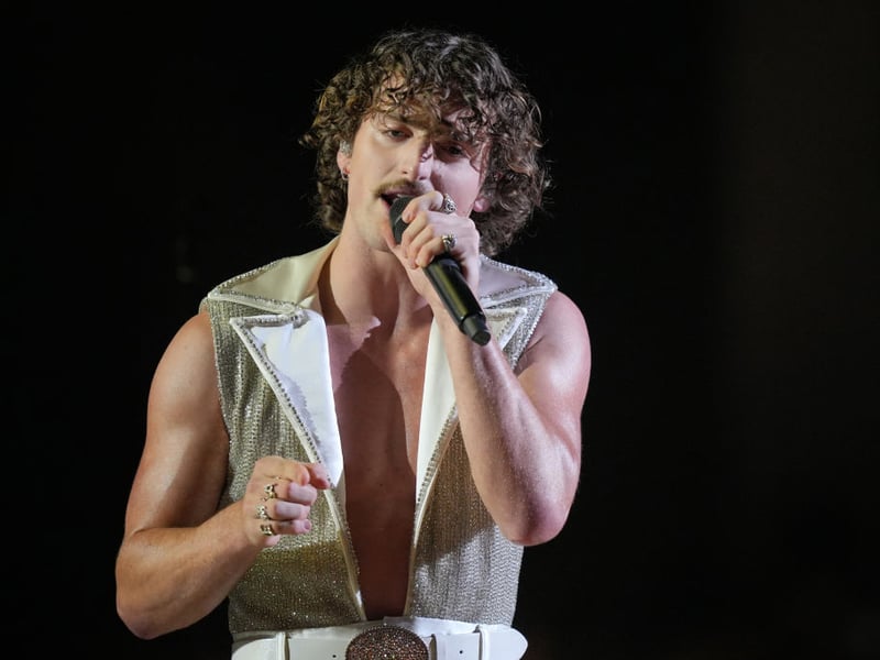 Fomer American Idol constestant Benson Boone just misses out on top spot with Beautiful Things, streamed 1,606,489,000. That means royalties of £4,819,400.