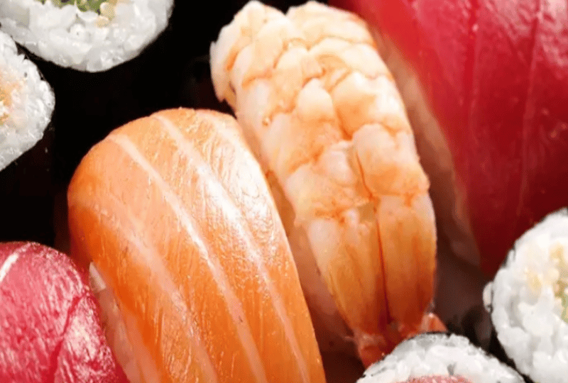 Sushi Mami is a Japanese restaurant located in Portland Street, Manchester which serves up a variety of Asian cuisine including (of course) plenty of sushi styles. The restaurant offers an all-you-can-eat-buffet option, as well as an à la carte menu.