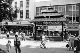 The bandstand on The Moor, Sheffield city centre, in October 1986, with British Home Stores, GT News, Visionhire, and  Fashion Craze in the background