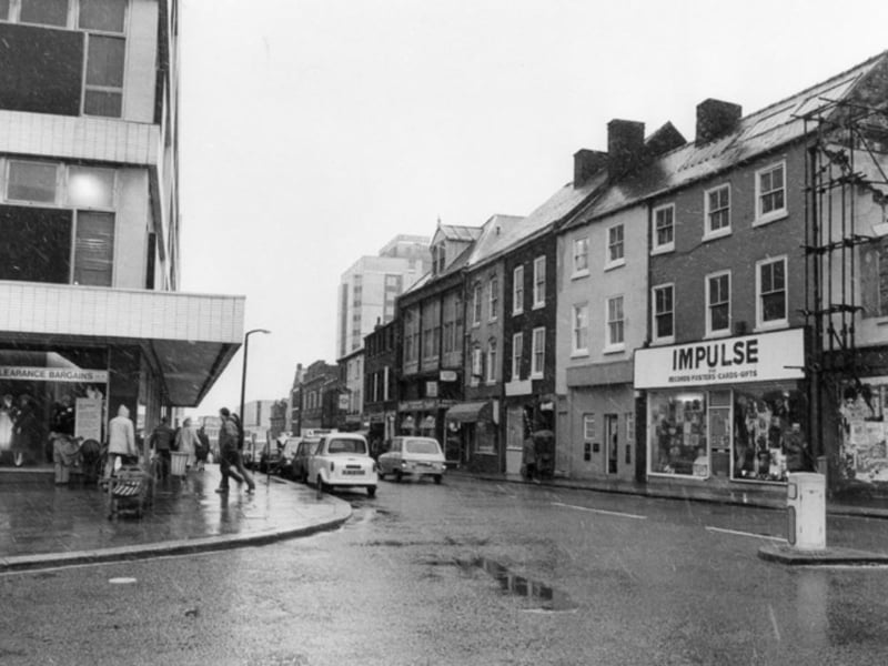Cambridge Street viewed from Barker's Pool in January 1984, showing (left) Cole Brothers department store and (right) Impulse, records, posters, cards and gifts