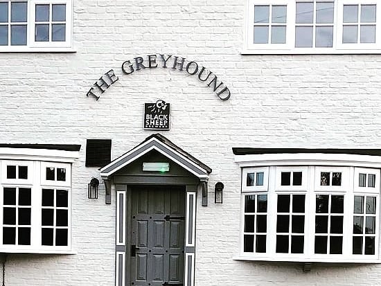 The Greyhound in Bagby has a 5* rating from 283 reviews. A TripAdvisor reviewer said: “As a family we enjoy eating out and there are a number quality restaurants in the areas but none better than the Greyhound. The Turkish food is amazing, portions ample and it has a wonderful friendly atmosphere and my children are always made to feel very welcome.”
