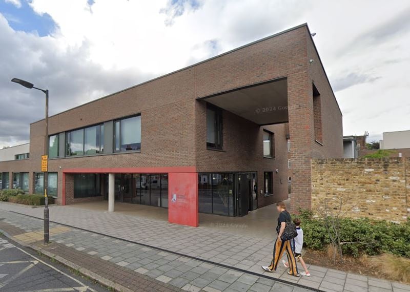 St Thomas is a Catholic boys’ secondary school in Nunhead, Southeast London, with a mixed sixth form. It was formerly rated ‘outstanding’ overall by Ofsted.
In the 2023/24 school year, it had a ‘well above average’ Progress 8 Score of 1.45.