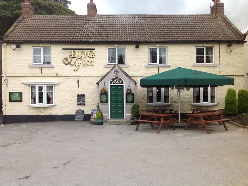 The Dog and Gun in Thirsk has a 5* rating from 794 reviews. A TripAdvisor reviewer said: “We came tonight for dinner whilst on holiday in Thirsk. It was burger night and this was one of the best burgers we have ever had. The sticky toffee pudding was also amazing and the staff were so friendly and nice. Thank you!”