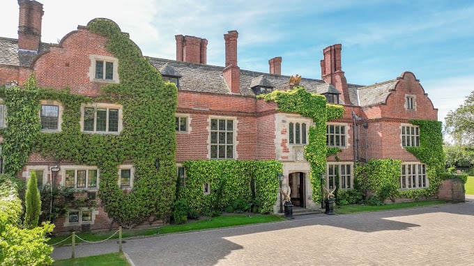 Queen Ethelburga's College, York ranked 21st in the Sunday Times Parent Power Guide 2025.