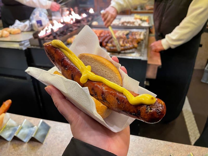 Nothing tastes better than a German sausage at a Christmas market. The portion size, the juicyness and the range of options means it’s almost always my food of choice at a Christmas market. Also, it’s easy to eat on the go.