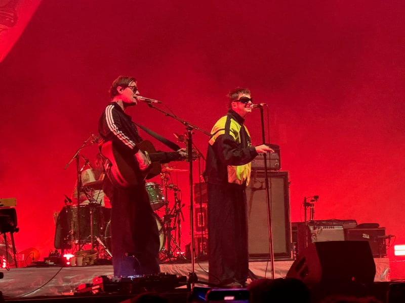 Lead singer Grian spent the first half of the concert behind a large pair of sunglasses.