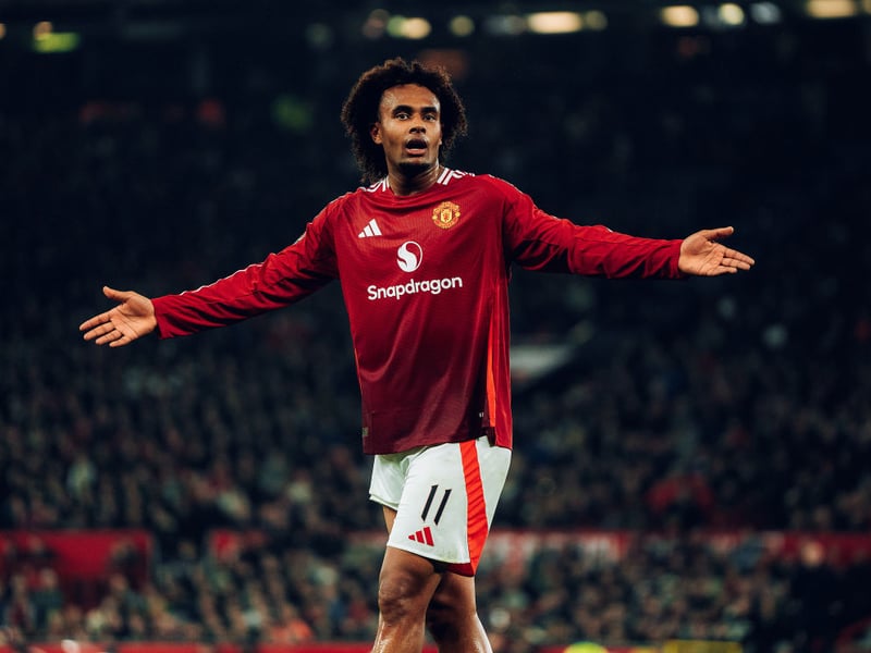 Zirkzee linked up well with Dalot to force a late corner but didn't really have much else to do in an uneventful cameo.
