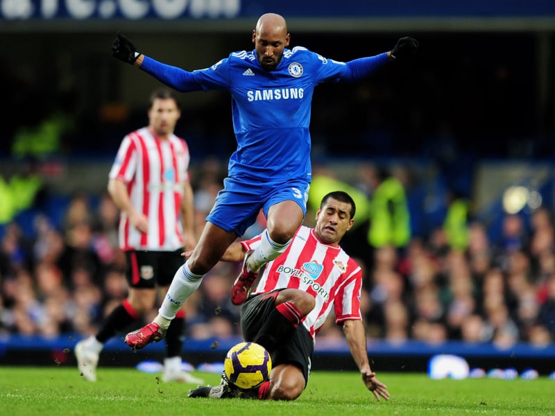 A veteran at international level after making almost 150 appearances for Paraguay, Da Silva joined Sunderland in July 2019 and made 24 appearances before moving to Spanish club Real Zaragoza on the final day of the January transfer window in 2011.