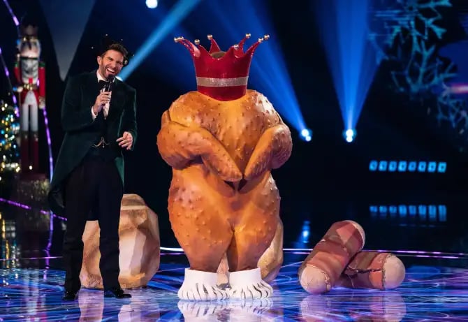 Jennifer Saunders and Dawn French are appearing alongside regular judges Davina McCall, Jonathan Ross and Mo Gilligan for The Masked Singer Christmas special on STV at 7.30pm on Boxing Day. They'll be trying to guess who the celebs are singing disguised as a star, a cracker, a turkey and many others.