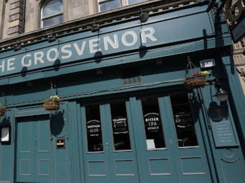 If you don't fancy one of The Gosvenor's mulled wines then don't worry - the Shandwick Place bar also does a great hot toddy.