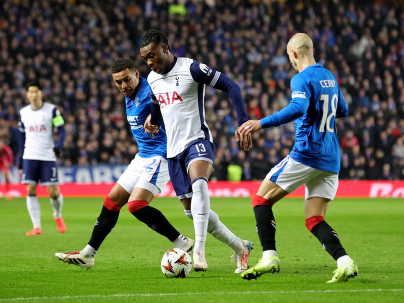 Playing his 50th game for Tottenham, the Italian will want to forget this one. Had it tough against Vaclav Cerny and could not break forward as is his desire. 5