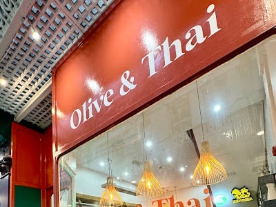 This independent Thai restaurant is located inside Queens Arcade in city centre.