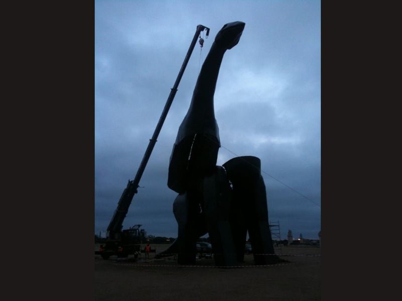 Luna Park during its installation