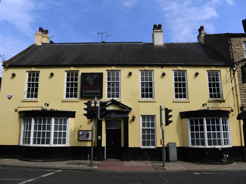 The popular pub chain JD Wetherspoon plans to open in the former Sant' Angelo restaurant in High Street, Wetherby.