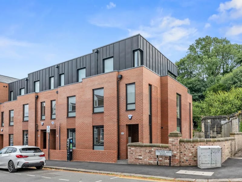 Countless Sharrow residents will have wanted a look inside these new build mews houses on Stalker Lees Road ever since construction began in 2021. Take a look inside one that has hit the market for £575,000 from estate agents eXp World UK.