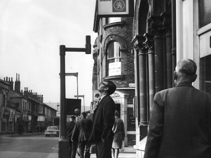 Mysterious new posts nicknamed 'The Gallows' were installed on Bradley Street and Carlton Street. They were to carry one way traffic signs. Pictured in October 1969.