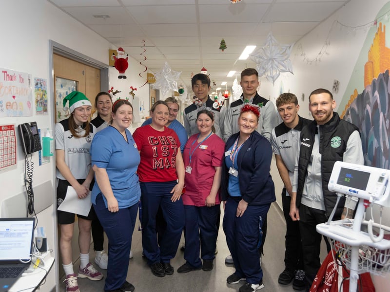 Players spent time with the hard-working staff who do so much for their patients all year round.