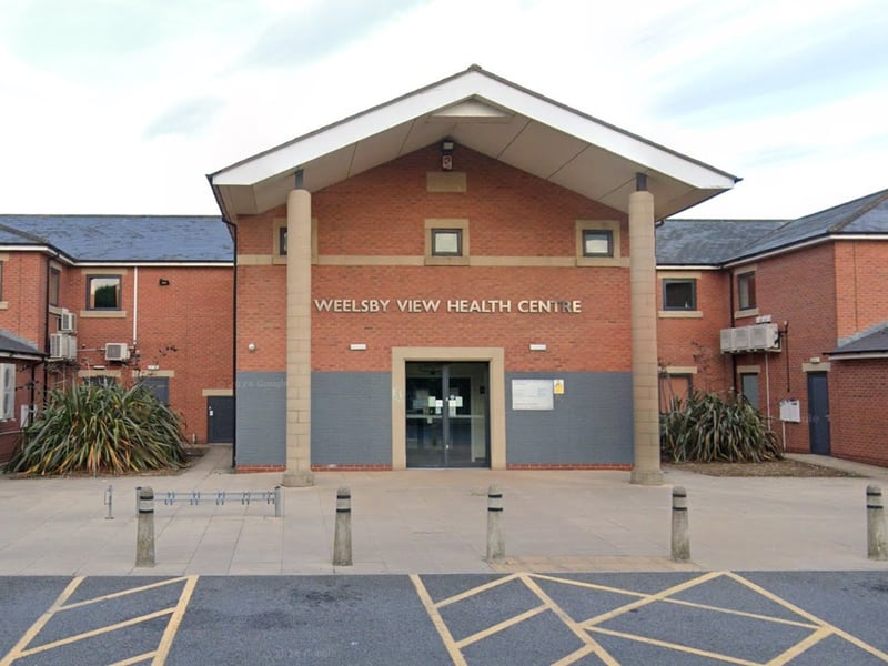 There were 327 survey forms sent out to patients at Dr P Suresh Babu in Weelsby View Health Centre, Grimsby. The response rate was 33%, with 107 patients rating their overall experience. Of these, 93% said it was very good and 5% said it was fairly good.