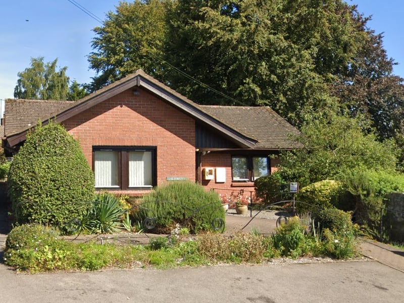 There were 222 survey forms sent out to patients at Hindon Surgery in Hindon, Salisbury. The response rate was 57%, with 124 patients rating their overall experience. Of these, 97% said it was very good and 2% said it was fairly good.