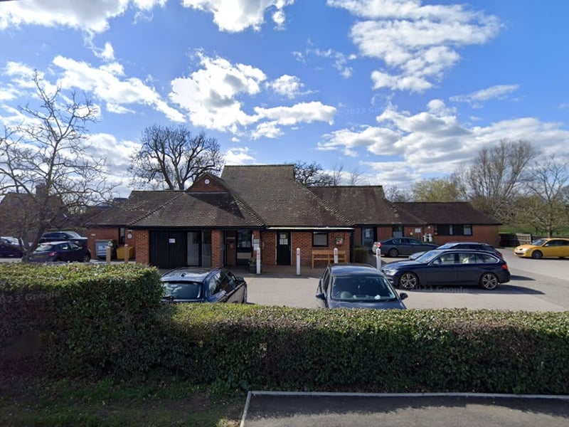 There were 233 survey forms sent out to patients at Woodchurch Surgery in Ashford, Kent. The response rate was 46%, with 108 patients rating their overall experience. Of these, 92% said it was very good and 6% said it was fairly good.
