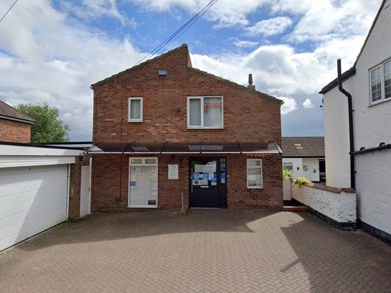 There were 219 survey forms sent out to patients at Dr Mitchells' Surgery in North Ferriby, East Yorkshire. The response rate was 56%, with 122 patients rating their overall experience. Of these, 96% said it was very good and 2% said it was fairly good.