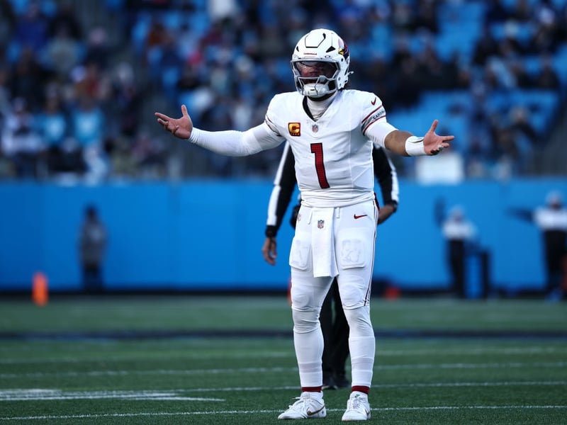 With over 18,000 career passing yards, the Cardinals quarterback is last - but definitely not least - on this rich list. He earns $46.1 million a year in the NFL.