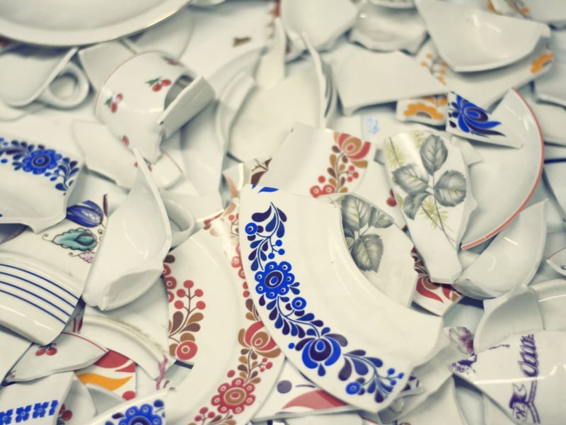 Danes welcome the New Year with an unusual and playful tradition: smashing plates against the doors of friends and family. The more broken dishes you find at your doorstep, the more luck you’re said to have for the year ahead.