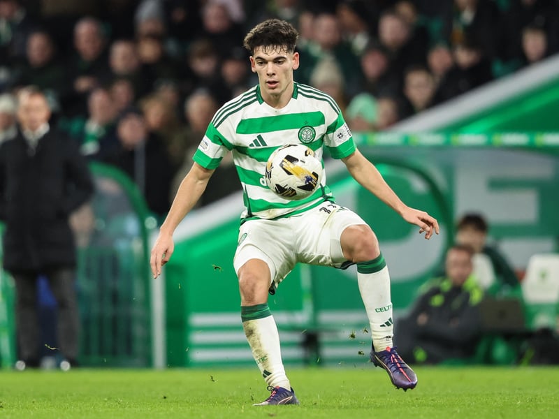 Continues to impress when called upon, the Spanish full-back picked up a 8.5 rating for his weekend performance. Created an impressive six chances from defence, completed 87% of his passes accurately and even managed to get two shots off himself. A solid afternoon for the young defender.