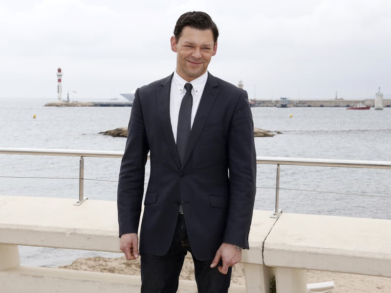 Richard Coyle graduated from Bristol Old Vic Theatre School  in 1997. He is well known for appearing as Jeff Murdock in Coupling and Father Faustus Blackwood in The Chilling Adventures of Sabrina. 