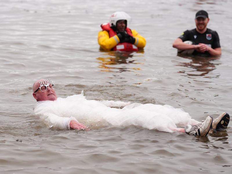 South Queensferry Loony Dook 2025