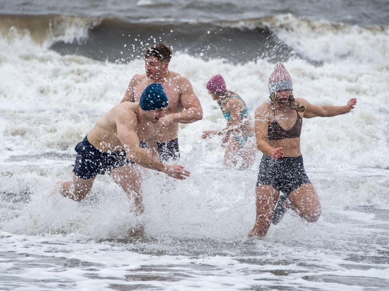 Portobello Loony Dook 2025